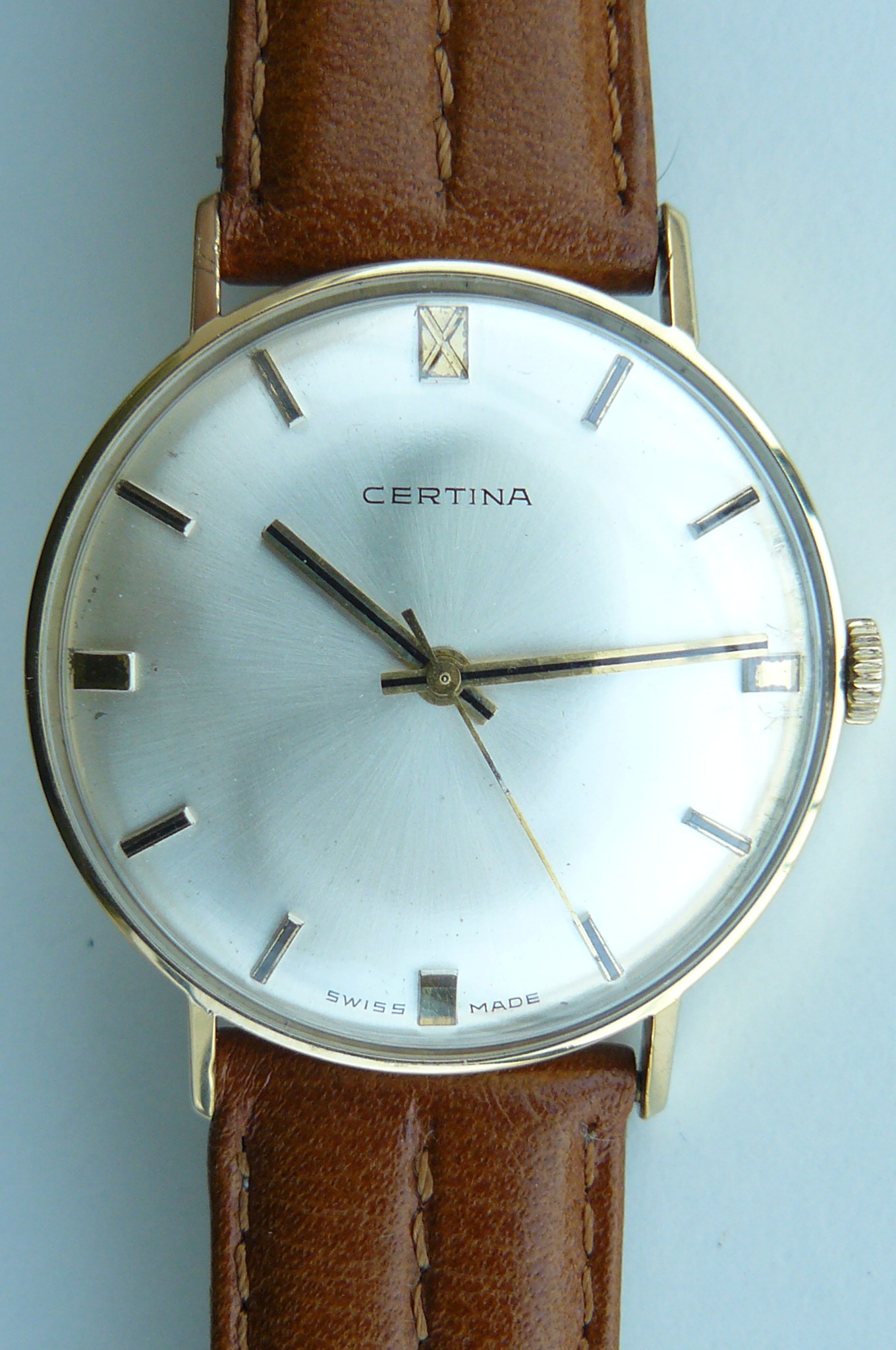 Reloj de oro discount certina